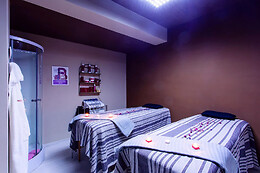 Luxury Beauty Salon