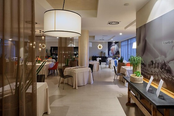 Winter Garden Hotel - photo 13