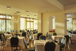 Candia Hotel