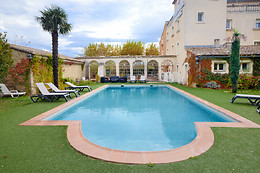 Hotel The Originals du Parc Avignon Est