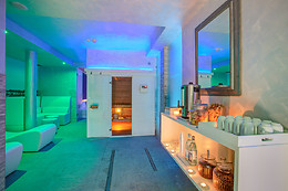 Ferretti Beach Hotel